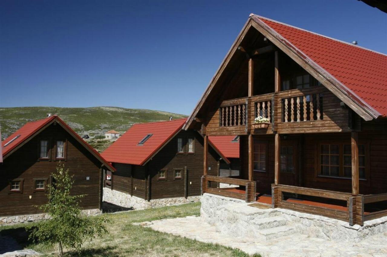 Luna Chalets Da Montanha - Serra Da Estrela コビリャン エクステリア 写真