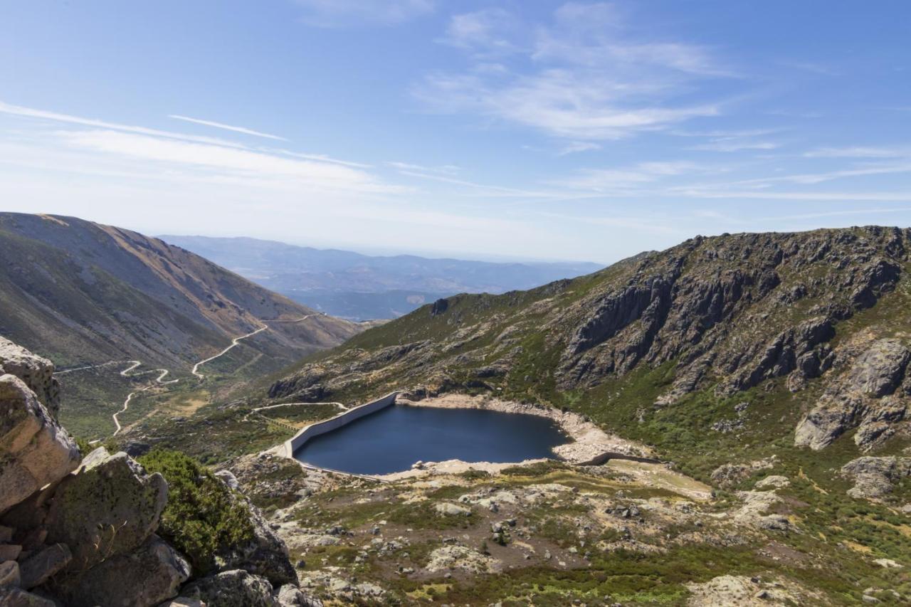 Luna Chalets Da Montanha - Serra Da Estrela コビリャン エクステリア 写真