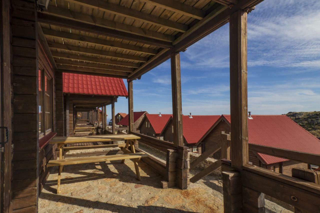 Luna Chalets Da Montanha - Serra Da Estrela コビリャン エクステリア 写真